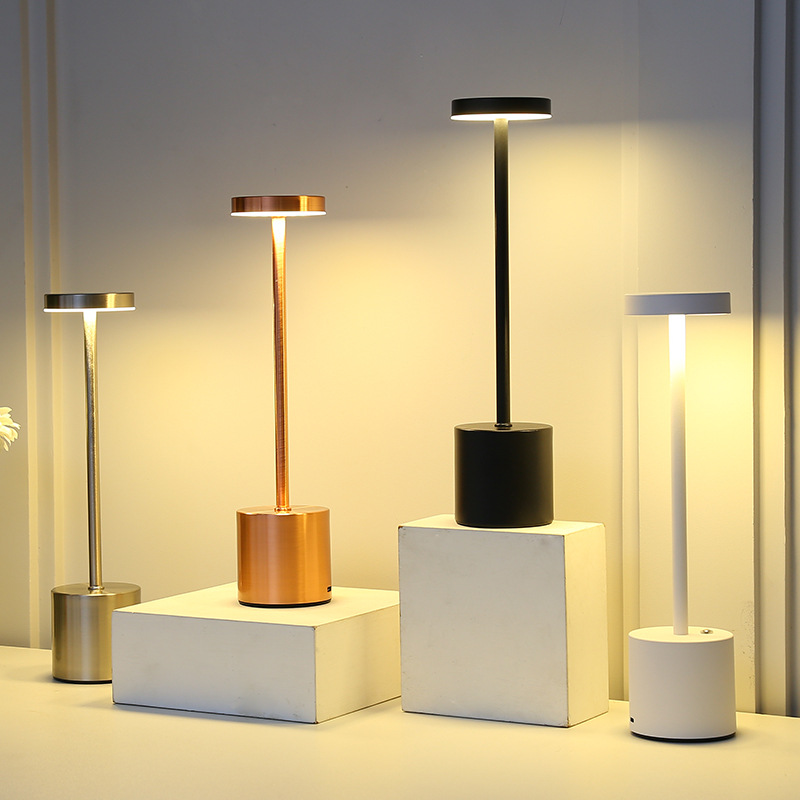 LED Rechargeable tactile lampe - Outdoor Lighting Art avis et prix